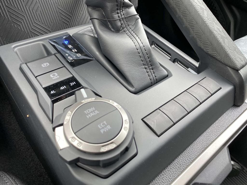 New 2026 Toyota Tacoma SR5 AWD/4WD image 9