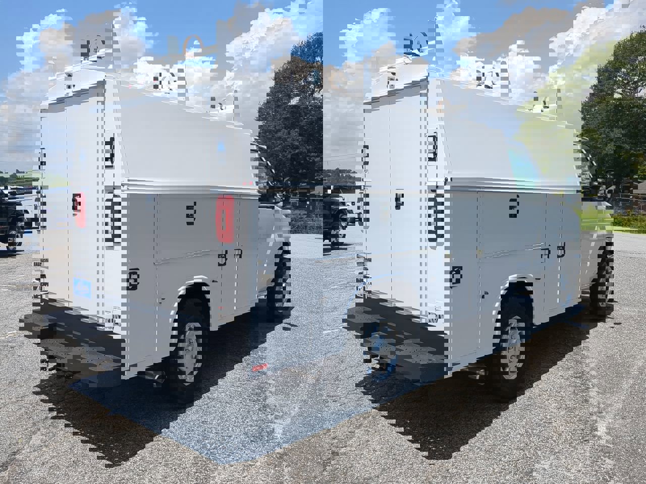 New 2026 Ford E-350 and Econoline 350 Super Duty w/ Power Equipment Group image 3