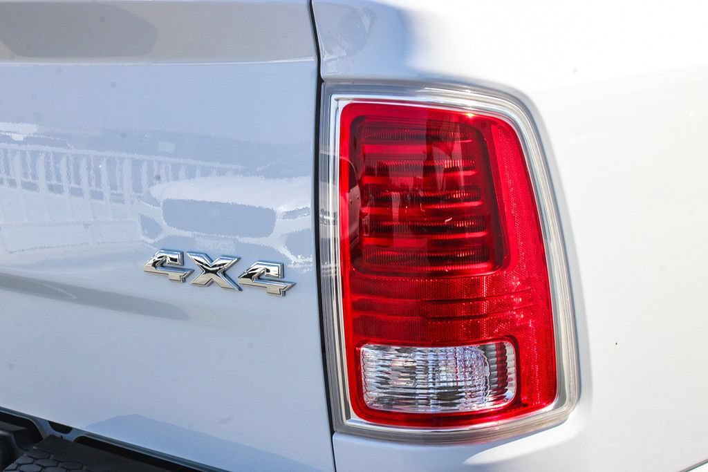 Used 2018 RAM 2500 Laramie AWD/4WD image 10