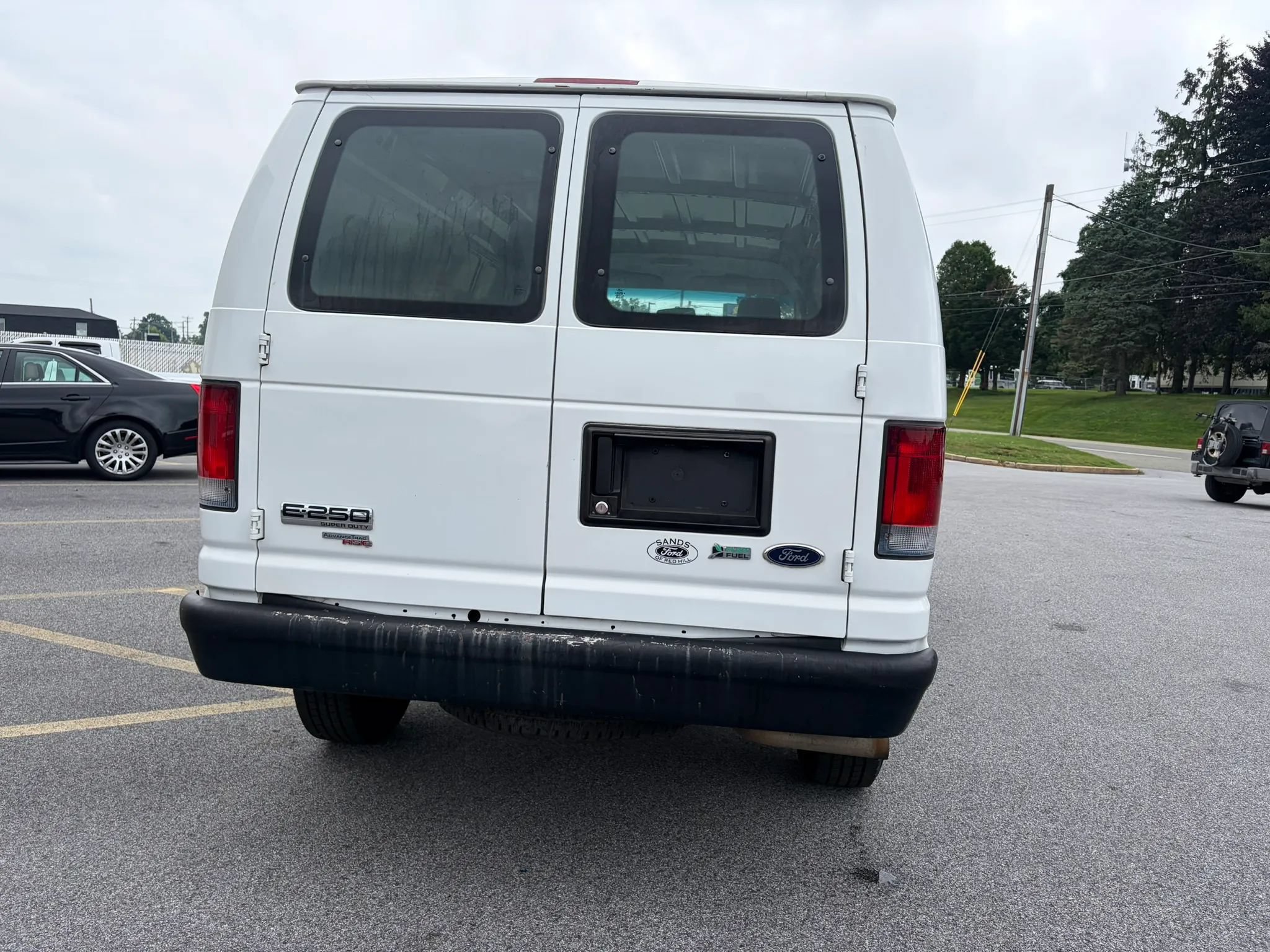Used 2011 Ford E-250 and Econoline 250 w/ PWR Group RWD image 9