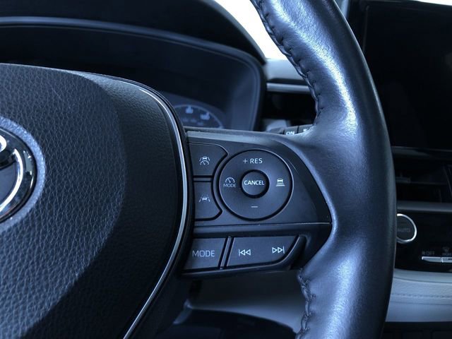 Used 2023 Toyota Corolla Cross LE w/ Moonroof Package image 27