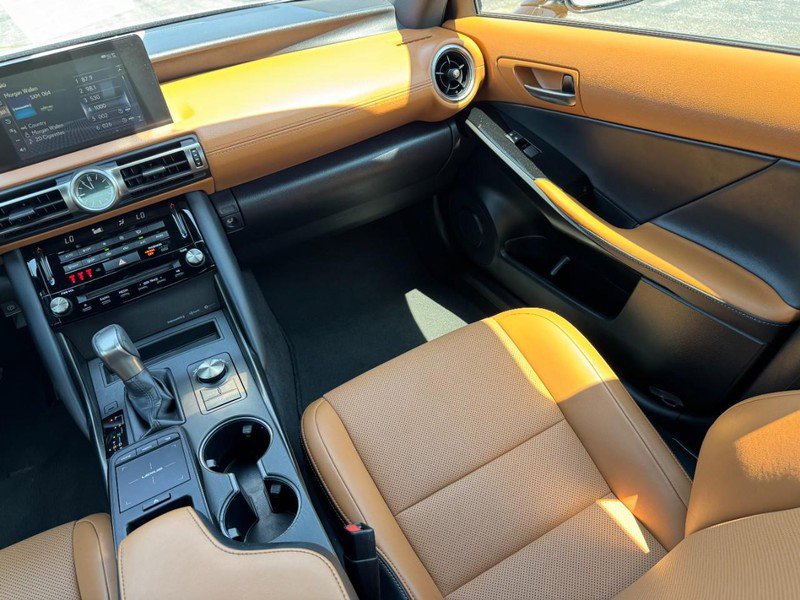 Used 2021 Lexus IS 300 w/ Accessory Package RWD image 15