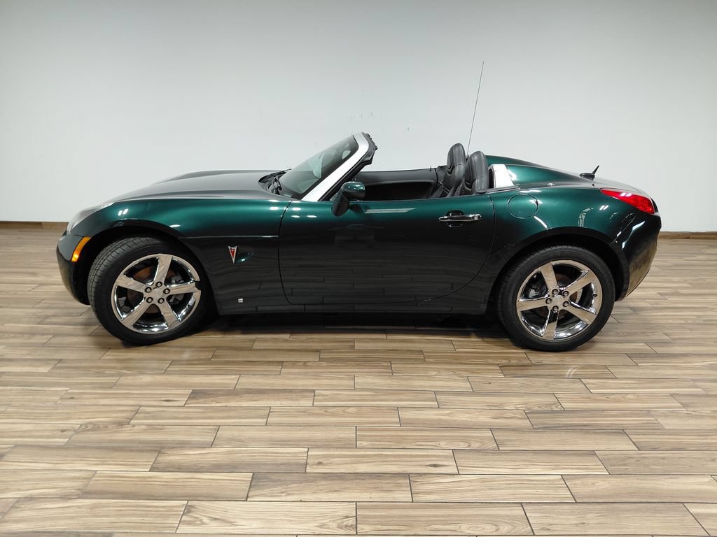 Used 2007 Pontiac Solstice Convertible w/ Premium Package RWD image 22