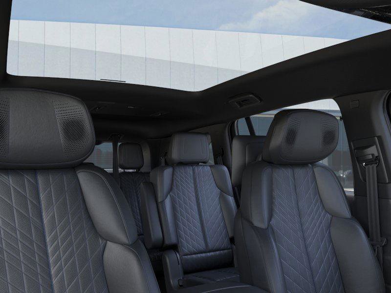 New 2025 Cadillac Escalade IQ Luxury 1 w/ Smart Trailering package image 25