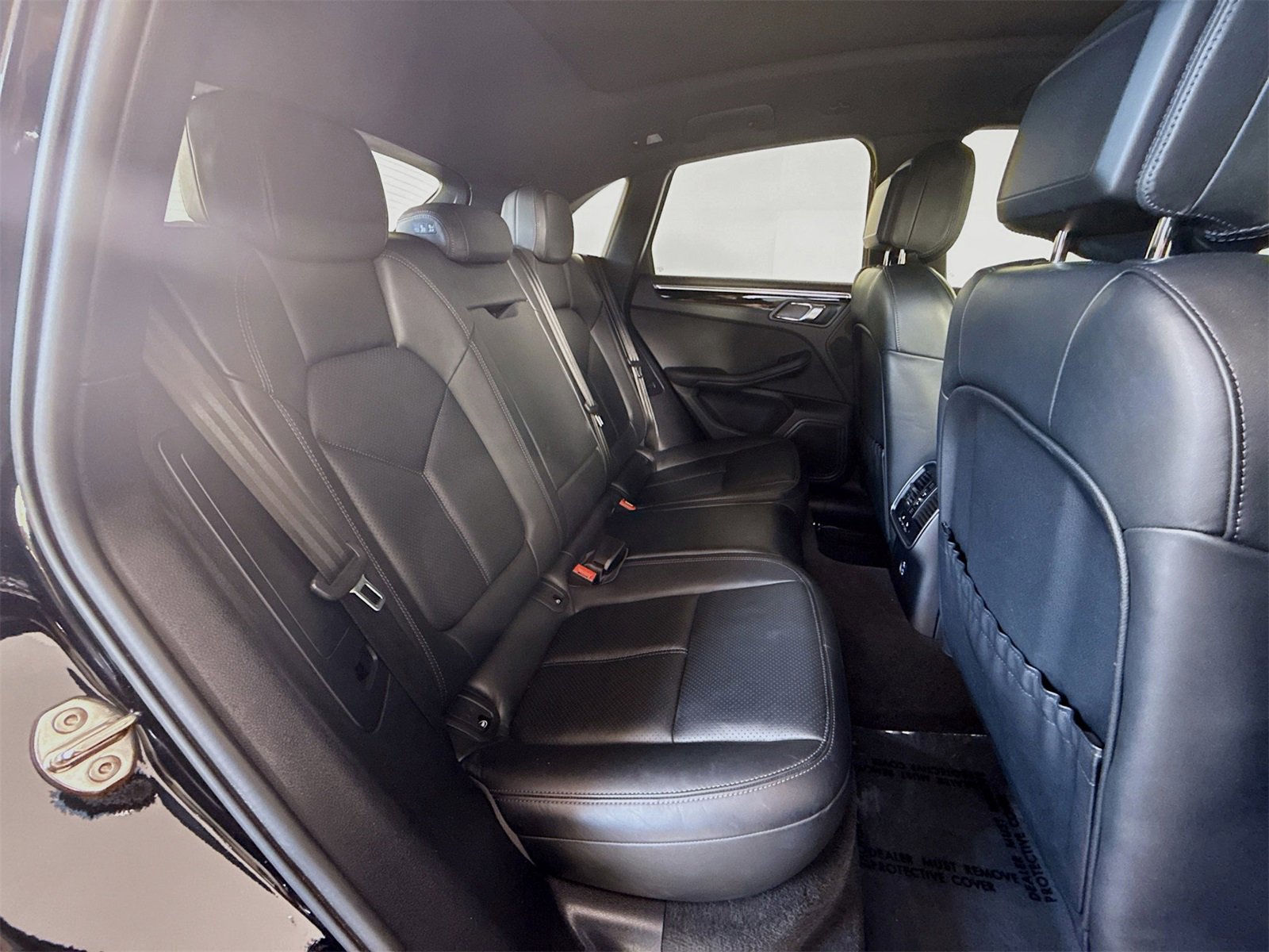 Used 2023 Porsche Macan S image 21
