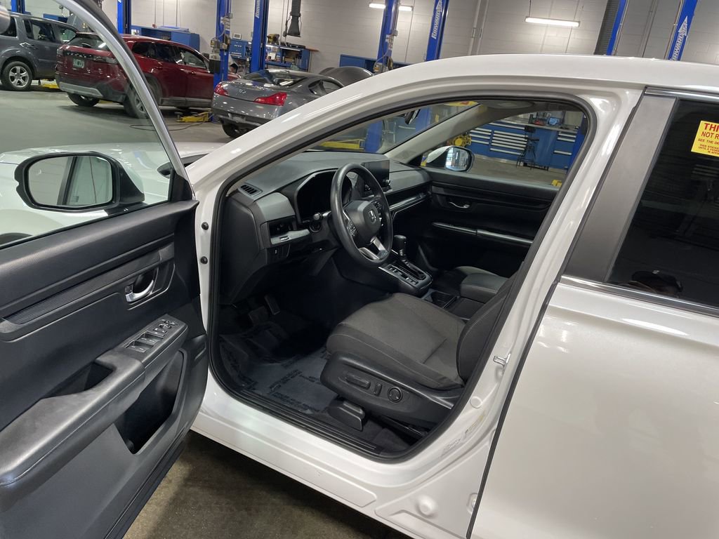 Used 2023 Honda CR-V EX image 23