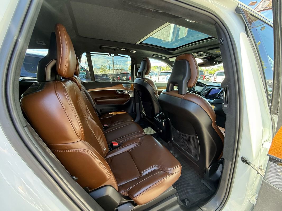 Used 2018 Volvo XC90 T6 Inscription w/ Luxury Package image 18