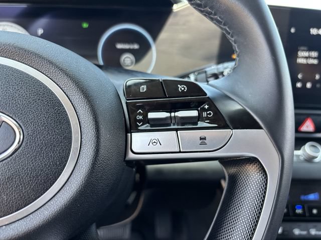 Used 2023 Hyundai Elantra Limited FWD image 29
