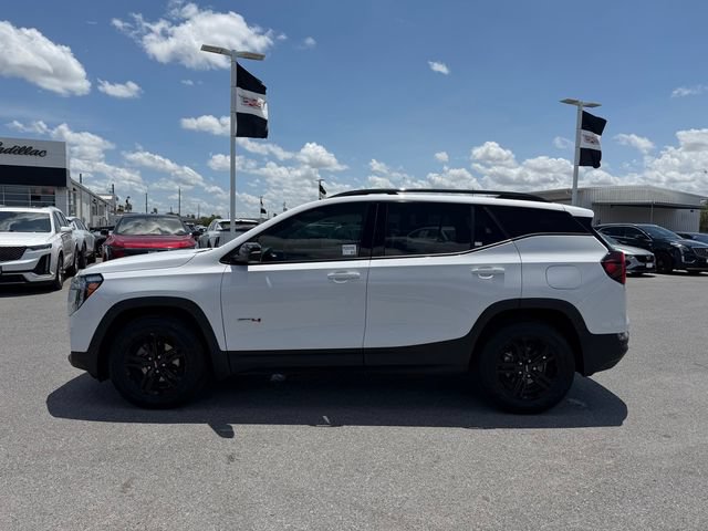 Used 2022 GMC Terrain AT4 w/ Tech Package AWD/4WD image 8