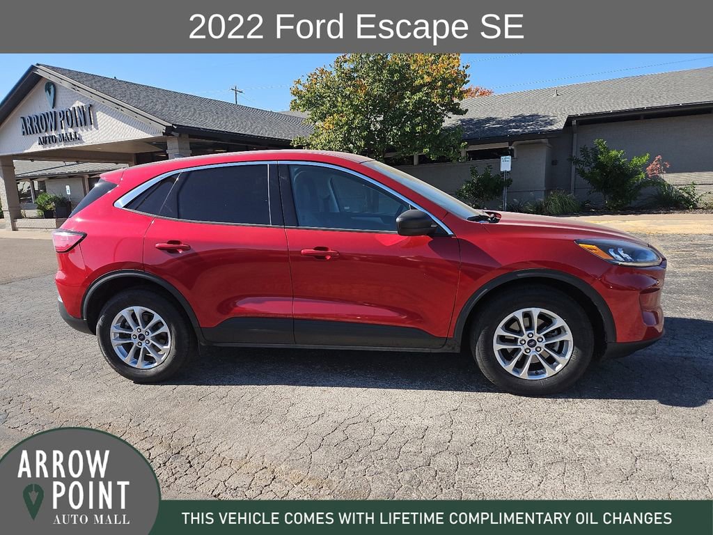 Used 2022 Ford Escape SE w/ Cold Weather Package image 13