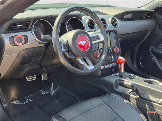 Used 2018 Ford Mustang Premium RWD image 9