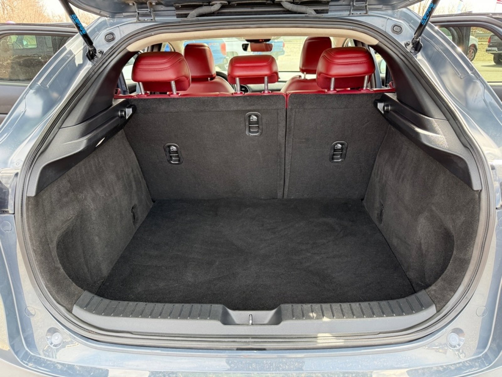 Used 2023 MAZDA CX-30 AWD 2.5 S w/ Preferred Package image 19