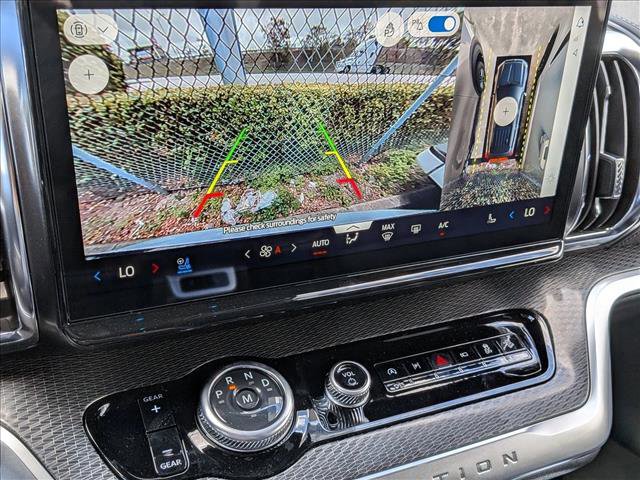 New 2026 Ford Expedition Platinum image 12