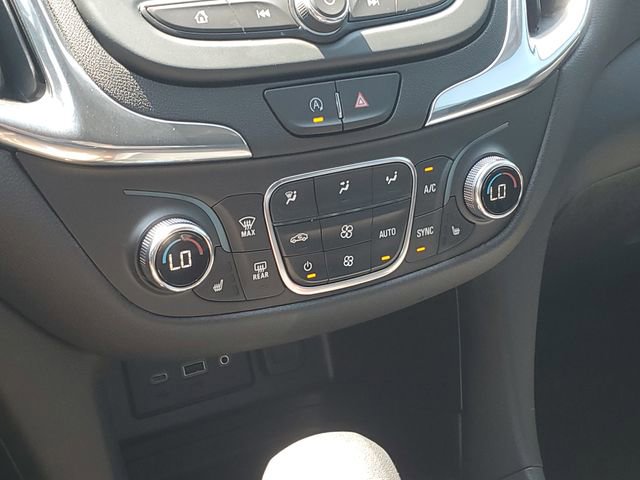 Certified 2024 Chevrolet Equinox LT w/ LPO, Floor Liner Package FWD image 17