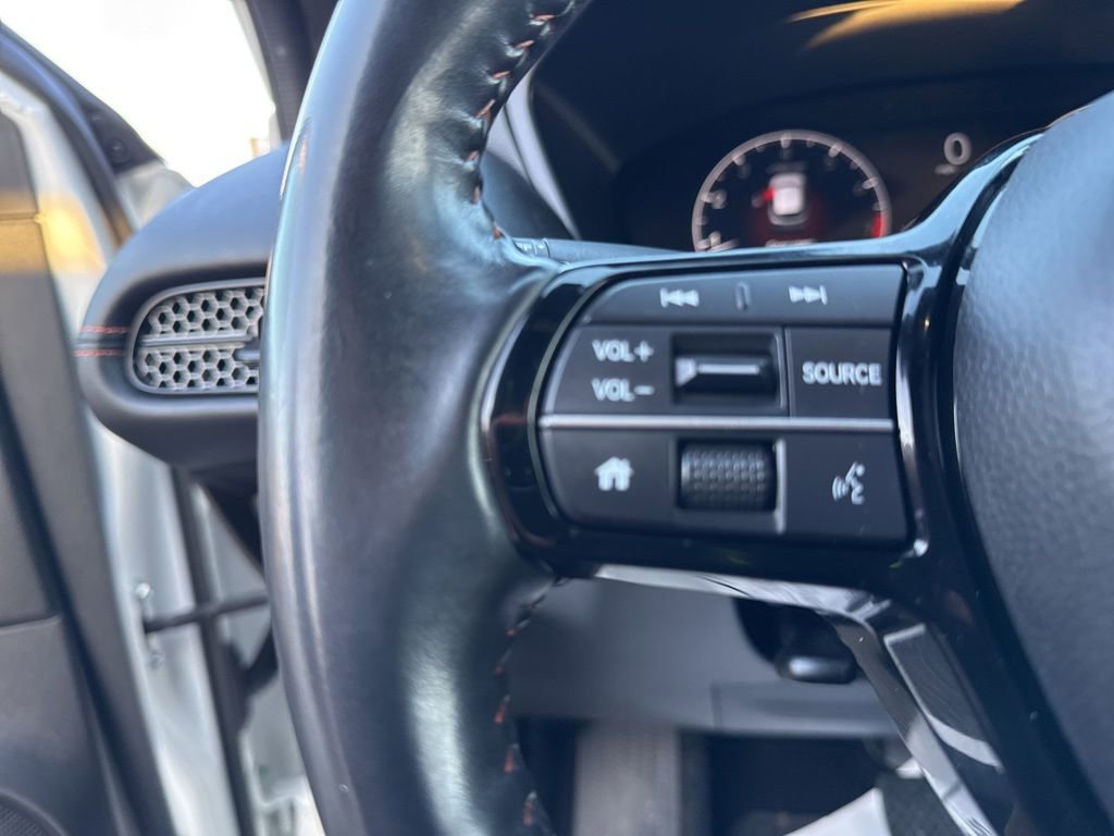 Used 2024 Honda HR-V Sport image 11