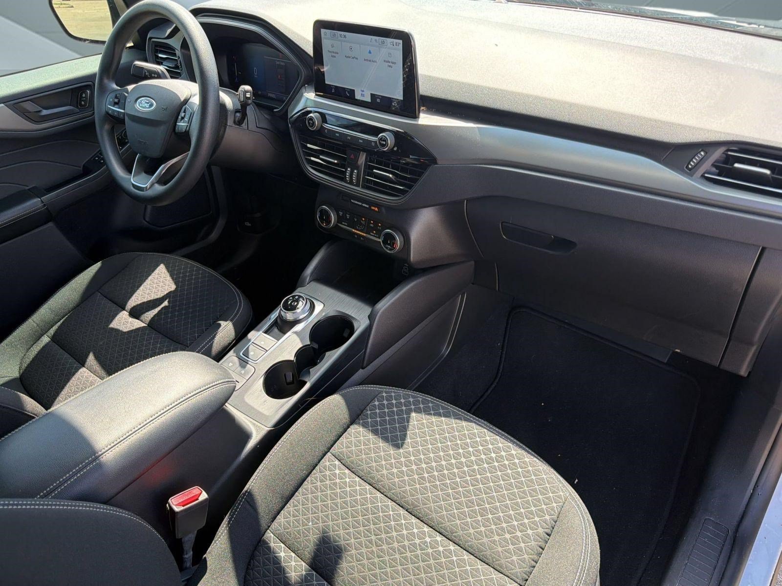 Certified 2025 Ford Escape Active FWD image 28