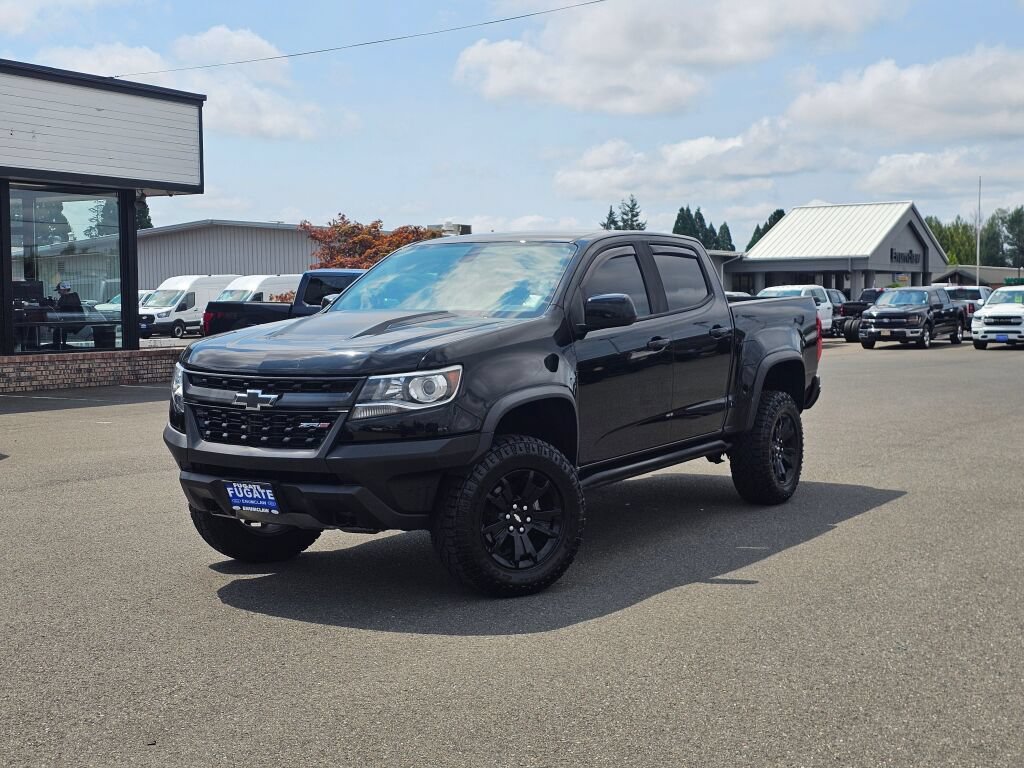Used 2018 Chevrolet Colorado ZR2 w/ ZR2 Midnight Special Edition AWD/4WD image 2