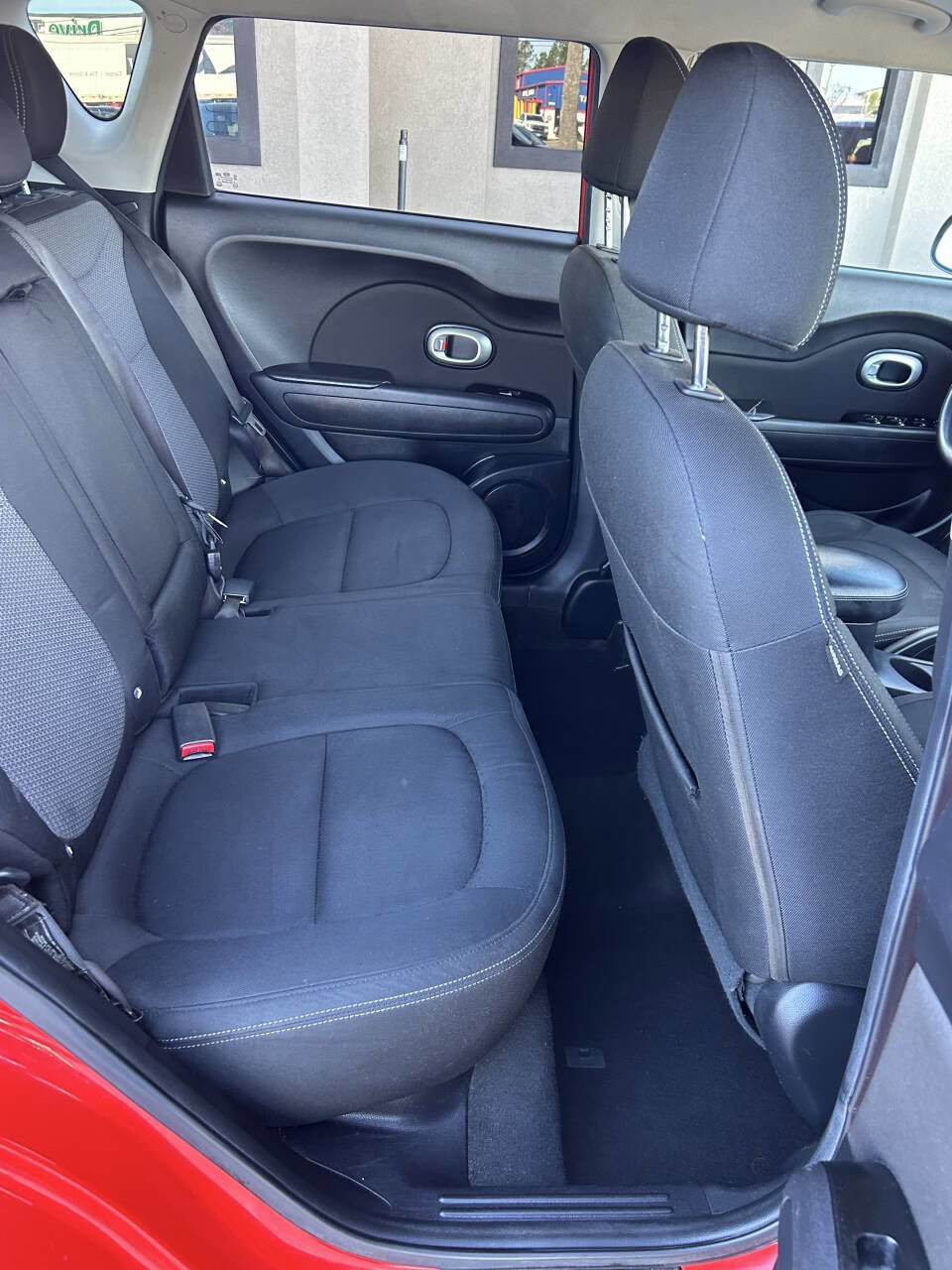 Used 2017 Kia Soul + image 18
