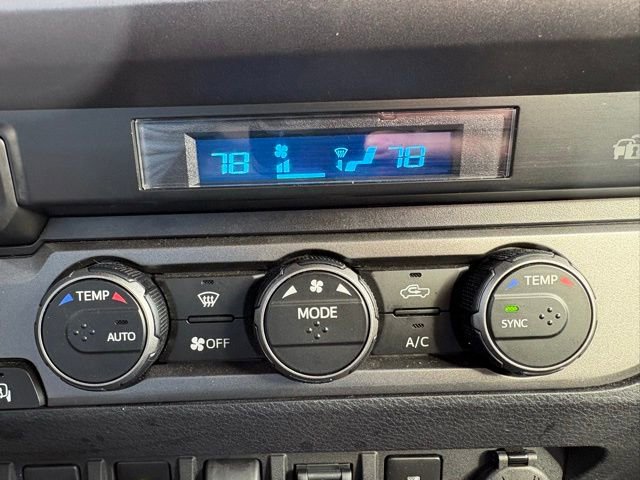 Used 2023 Toyota Tacoma TRD Sport w/ Advanced Technology Package image 15