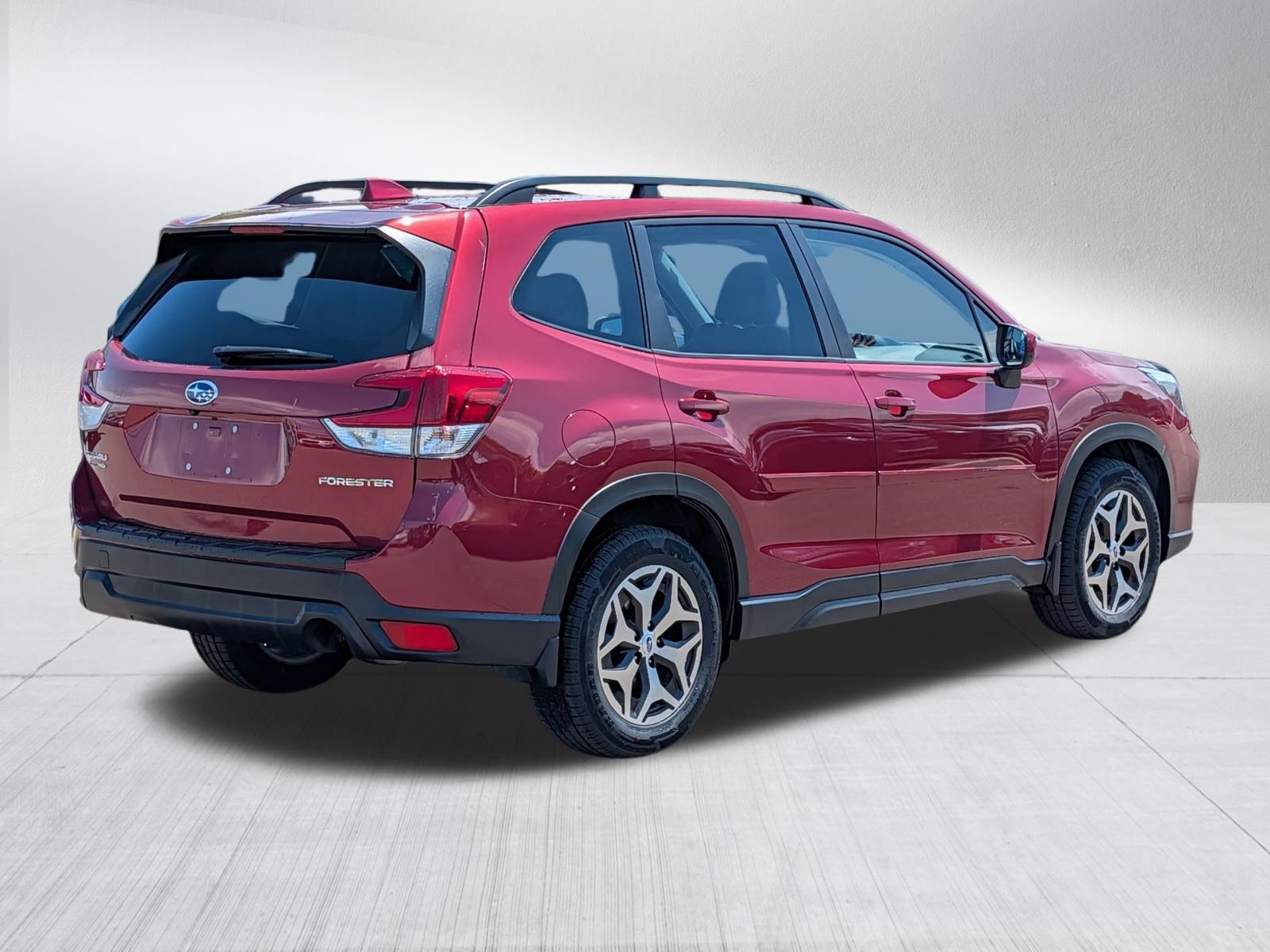 Used 2021 Subaru Forester Premium AWD/4WD image 7