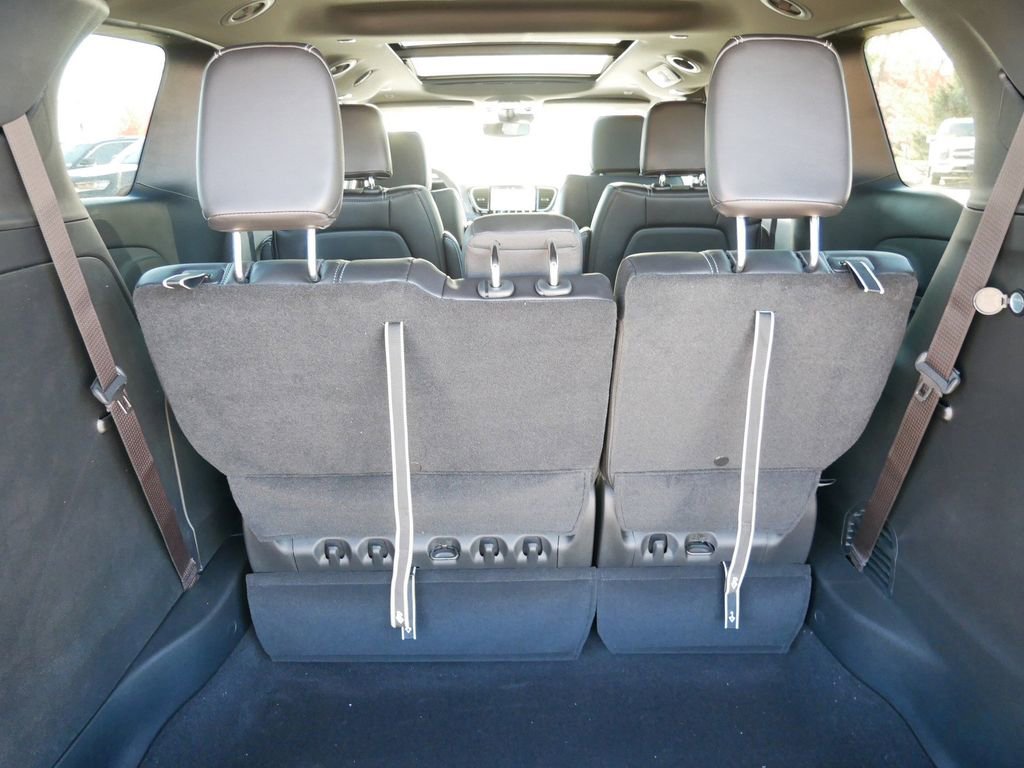 New 2026 Chrysler Pacifica Select AWD/4WD image 28