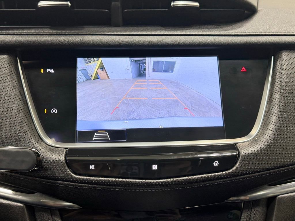 Used 2020 Cadillac XT5 Premium Luxury w/ LPO, Floor Liner Package image 24