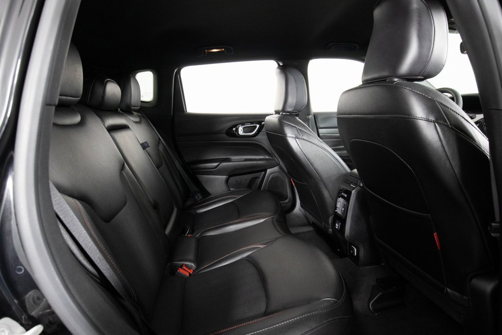 Used 2024 Jeep Compass Trailhawk image 17