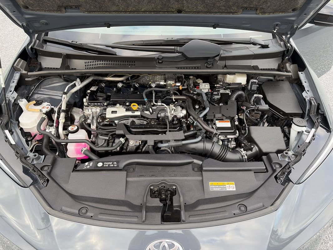 Used 2023 Toyota Prius LE FWD image 26