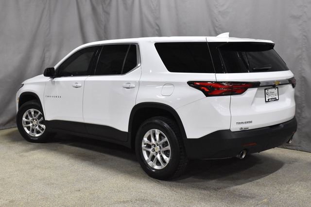 Used 2022 Chevrolet Traverse LS image 7