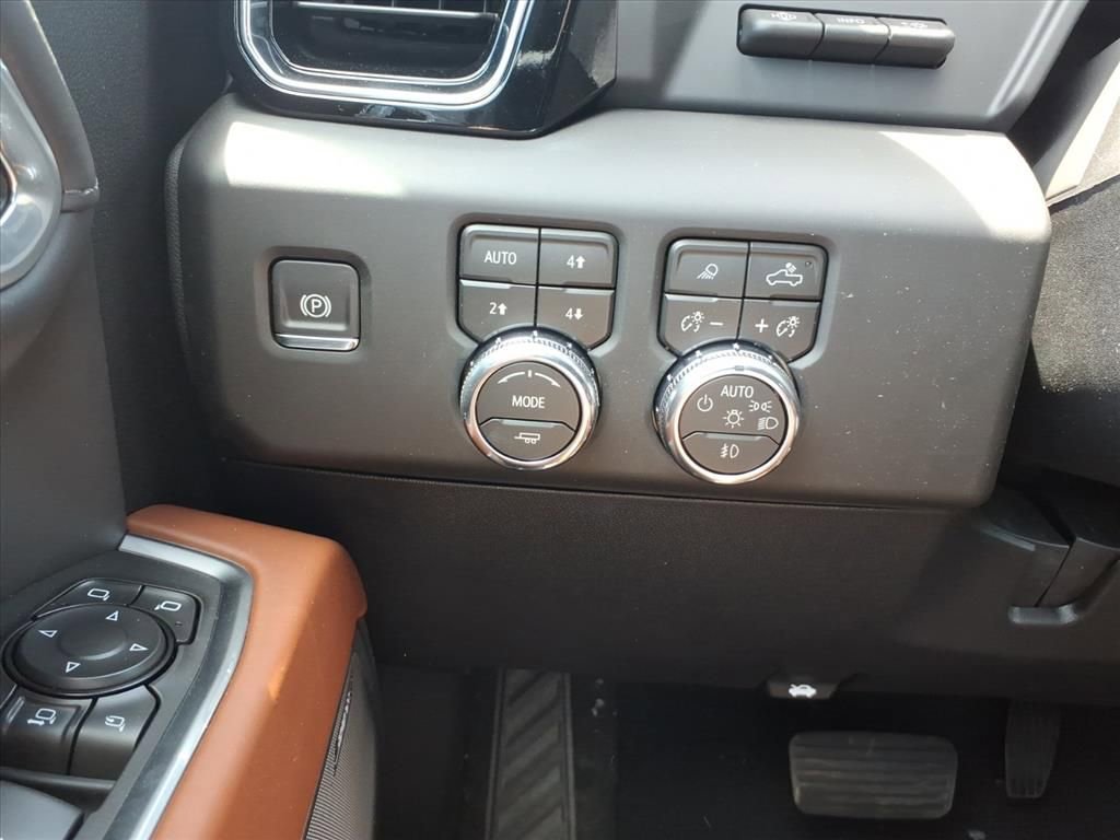 New 2026 GMC Sierra 2500 Denali Ultimate w/ Max Trailering Package AWD/4WD image 19