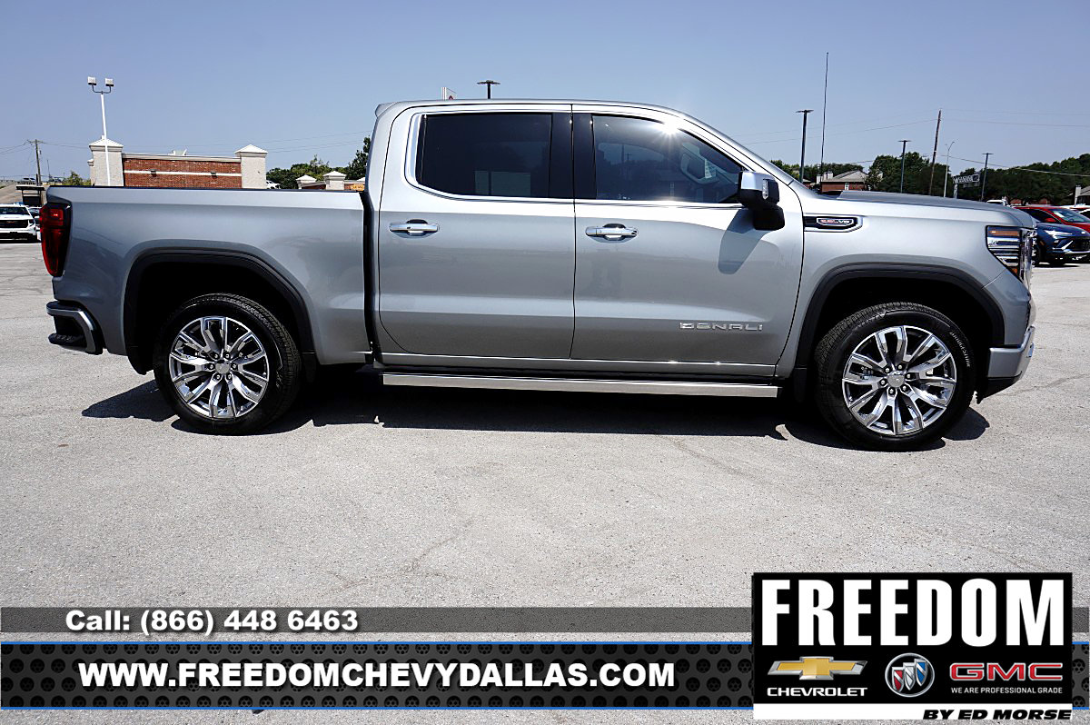 New 2026 GMC Sierra 1500 Denali w/ Denali Reserve Package AWD/4WD image 8