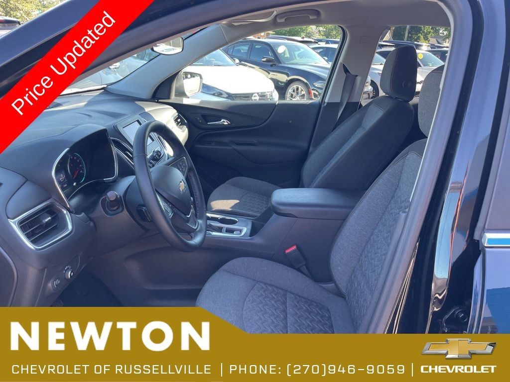 Used 2024 Chevrolet Equinox LT w/ LPO, Floor Liner Package FWD image 4