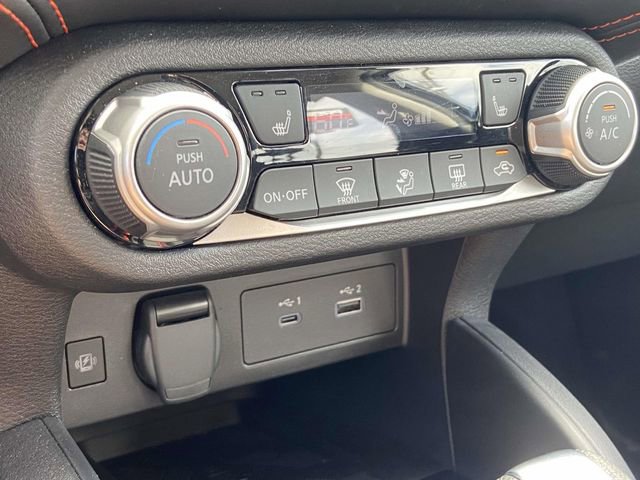 Used 2023 Nissan Versa SR w/ Trunk Package image 22