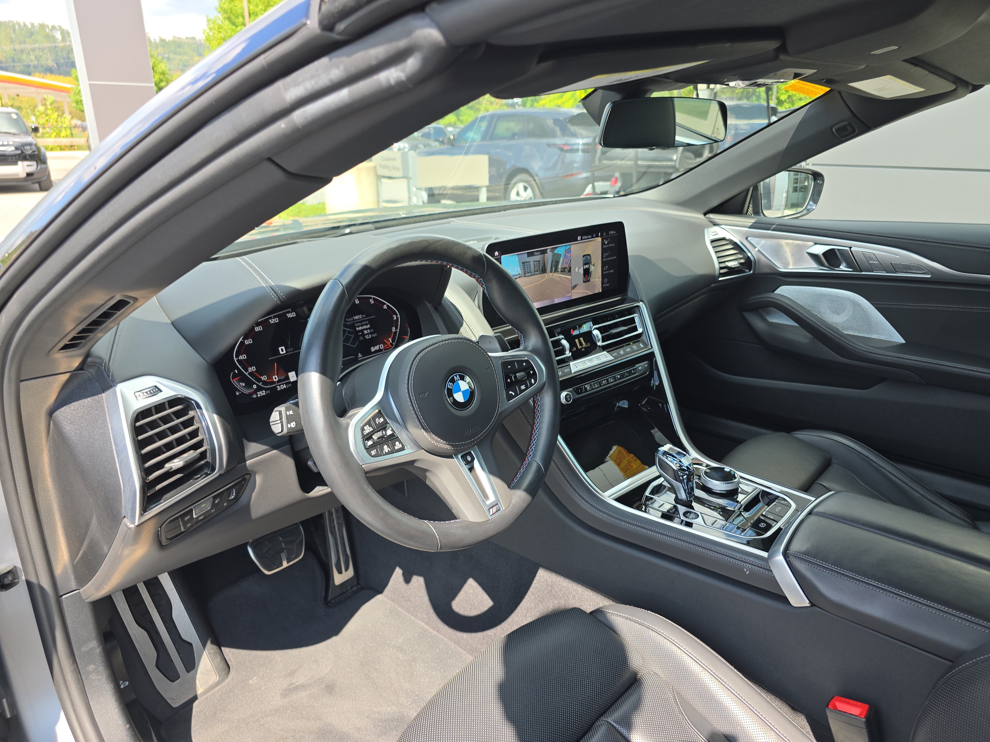 Used 2024 BMW M850i xDrive Convertible w/ M Carbon Exterior Package AWD/4WD image 17