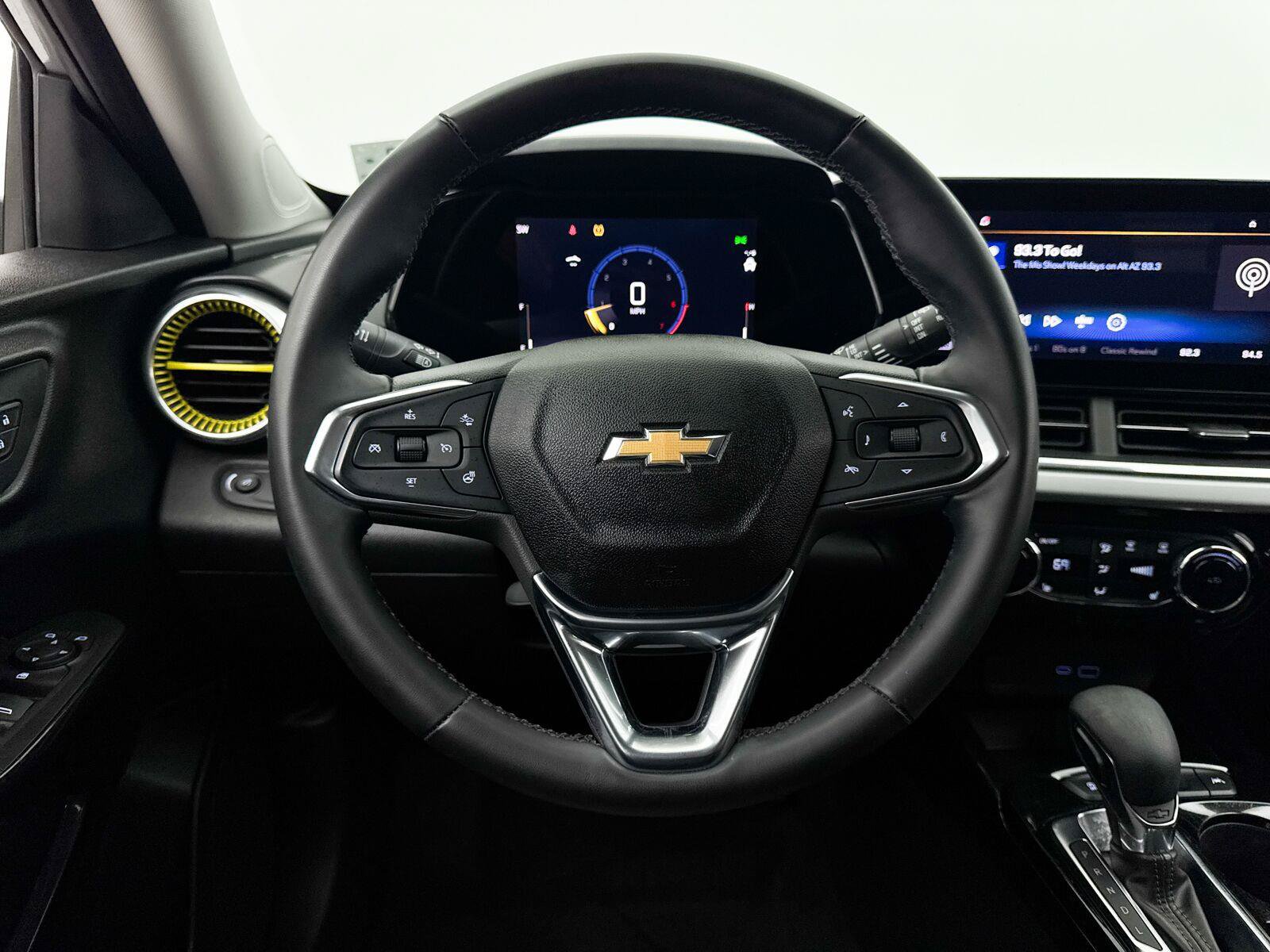 Used 2024 Chevrolet Trax LT w/ Driver Confidence Package FWD image 28