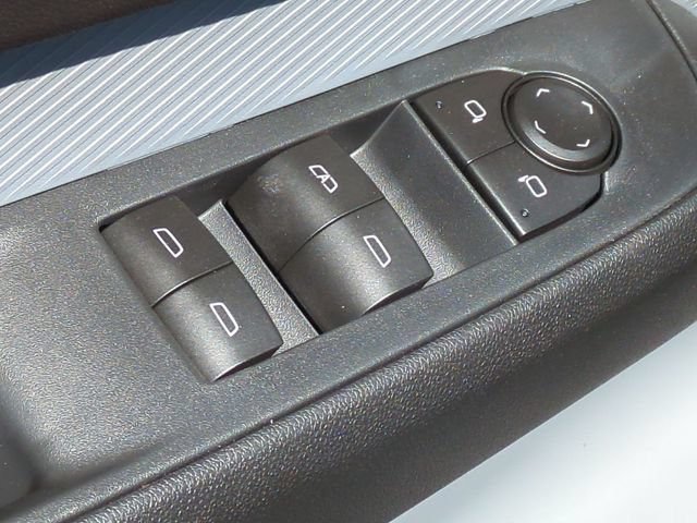 New 2027 Chevrolet Bolt LT w/ Comfort Package FWD image 23