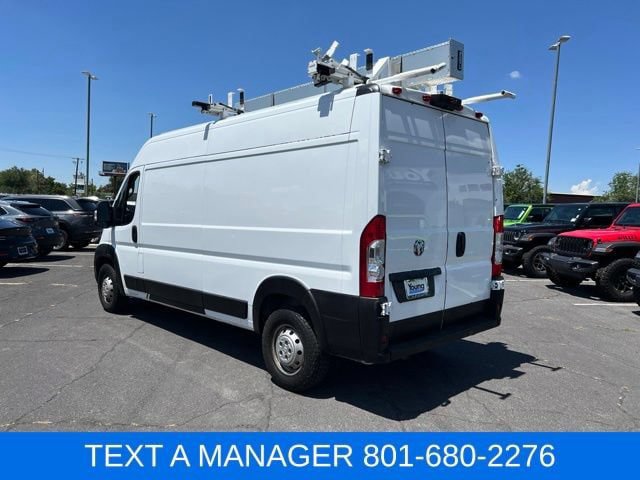 Used 2023 RAM ProMaster 2500 w/ Driver Convenience Group FWD image 3