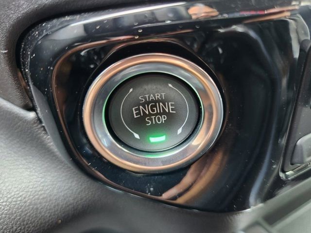 Certified 2025 Chevrolet Silverado 1500 LT w/ All Star Edition Plus image 8