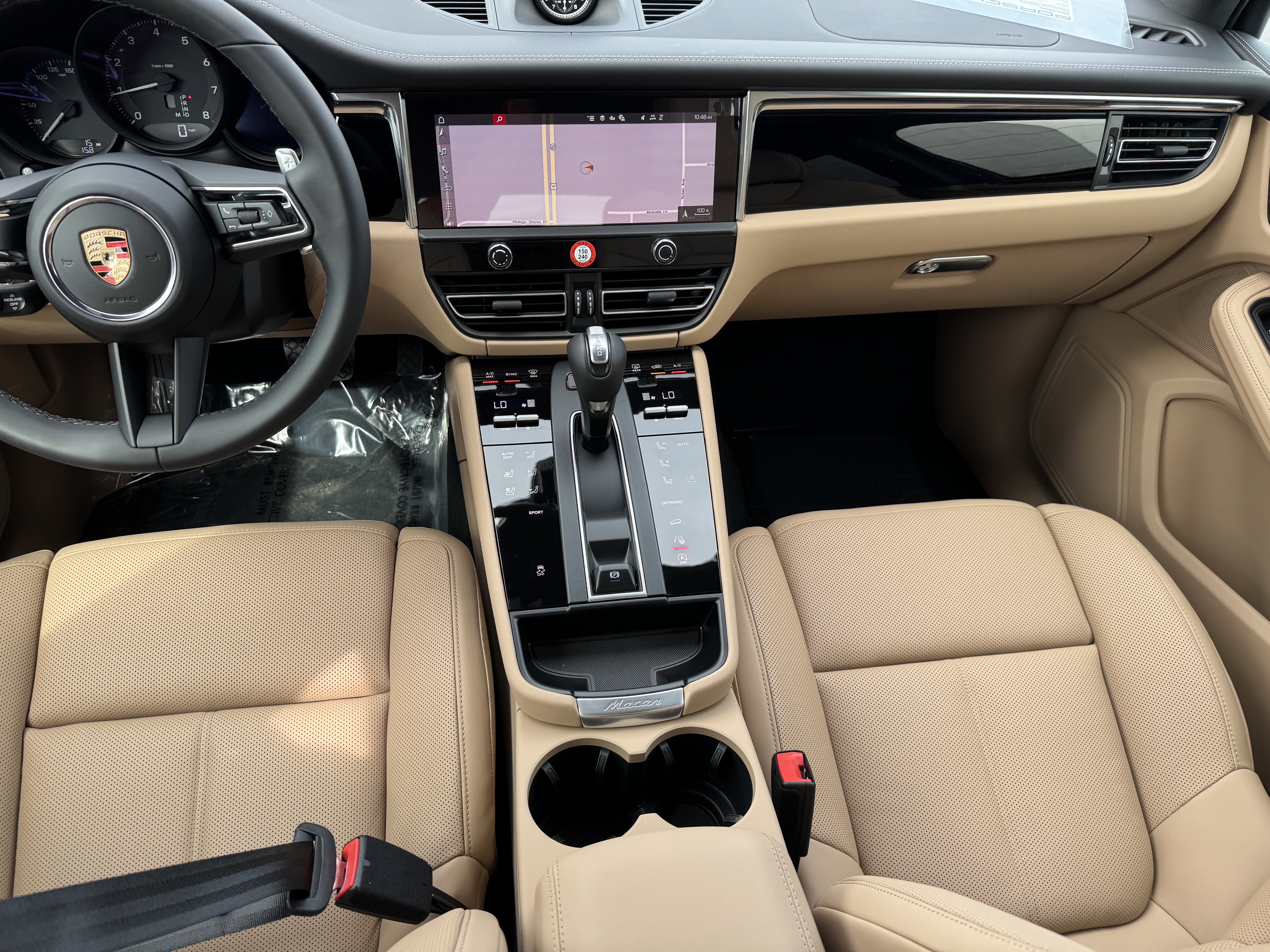 New 2026 Porsche Macan image 18