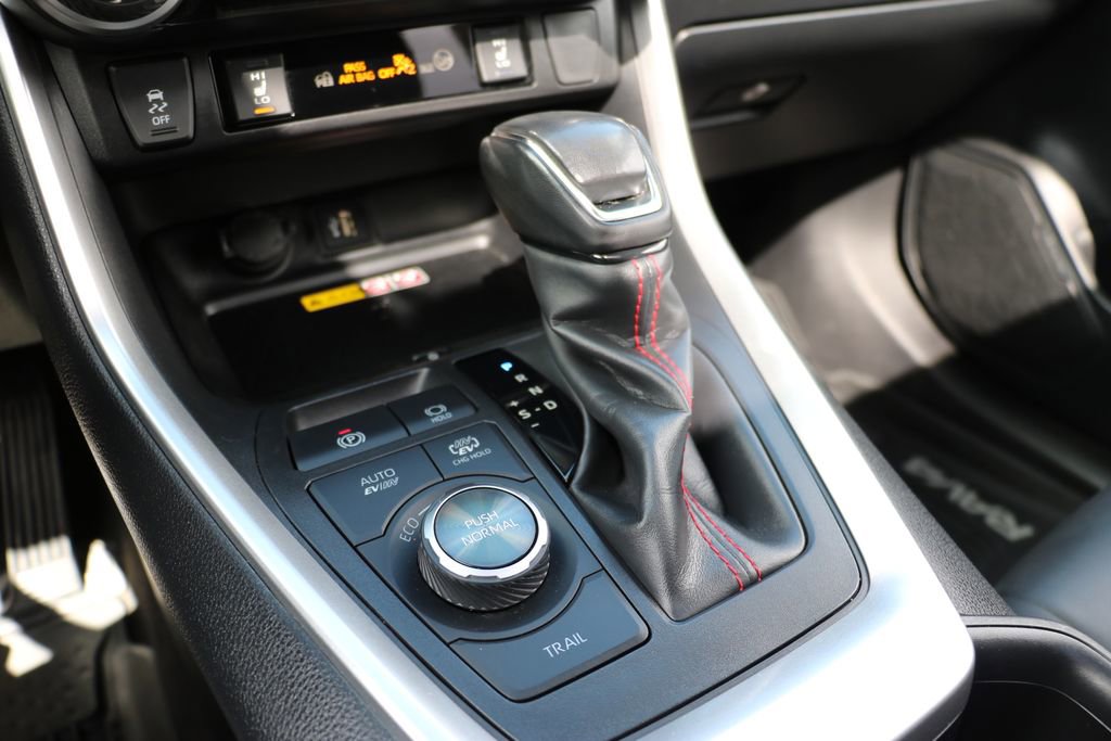 Used 2024 Toyota RAV4 XSE image 16