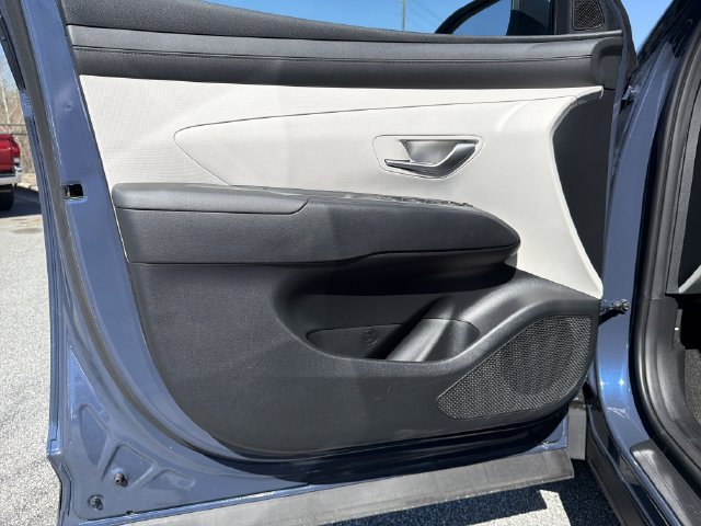 Used 2026 Hyundai Tucson SE FWD image 12