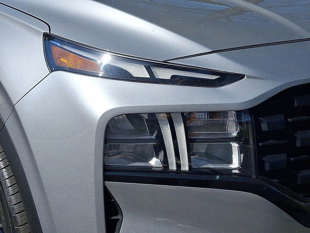Used 2023 Hyundai Santa Fe XRT image 28
