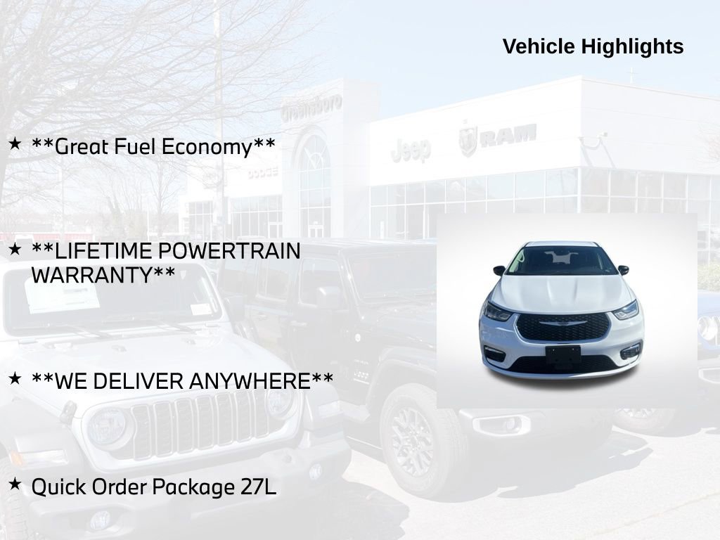 Used 2024 Chrysler Pacifica Touring-L image 5