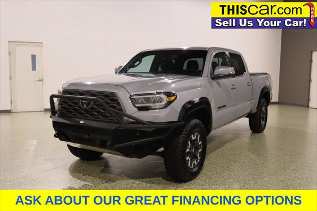 Used 2020 Toyota Tacoma TRD Off-Road w/ Technology Package AWD/4WD image 4