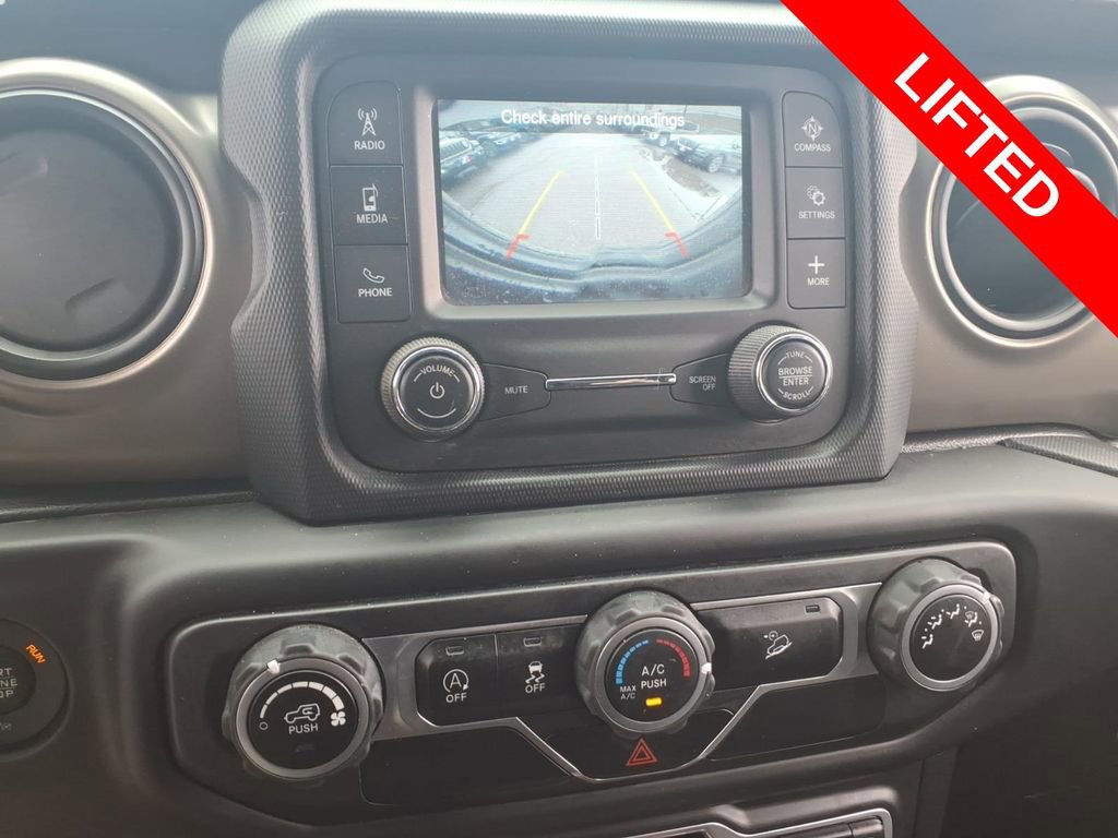 Used 2018 Jeep Wrangler Unlimited Sport image 27