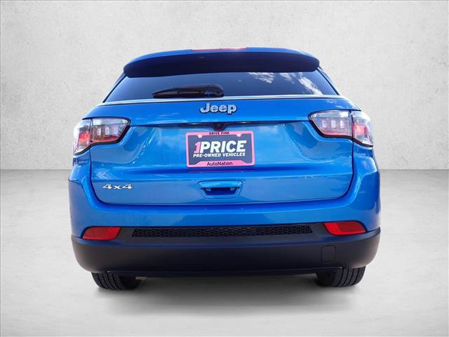 Used 2025 Jeep Compass Sport AWD/4WD image 3