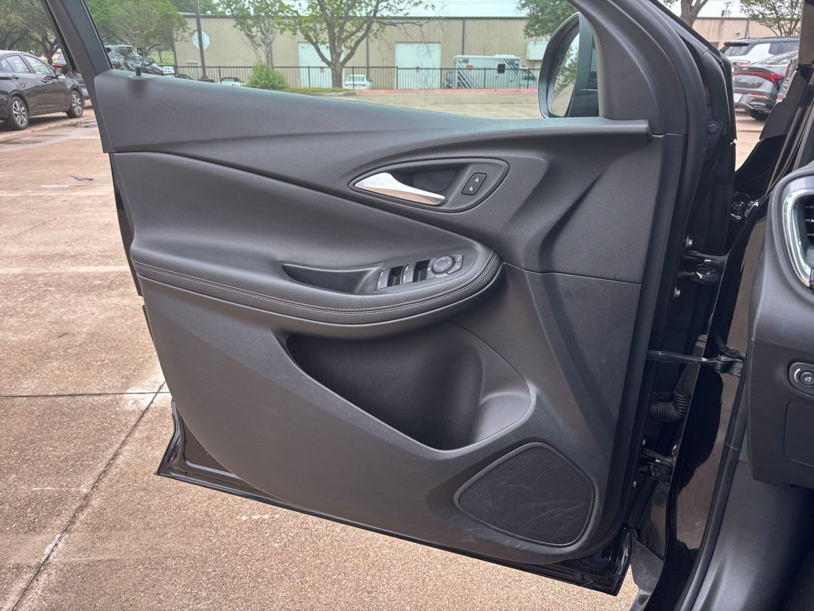 Used 2025 Buick Encore GX Preferred FWD image 18
