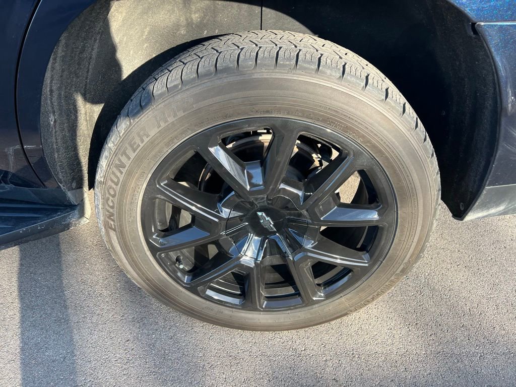Used 2022 Chevrolet Tahoe RST w/ Luxury Package image 43