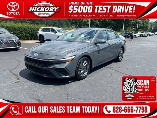 Used 2024 Hyundai Elantra SEL FWD image 1
