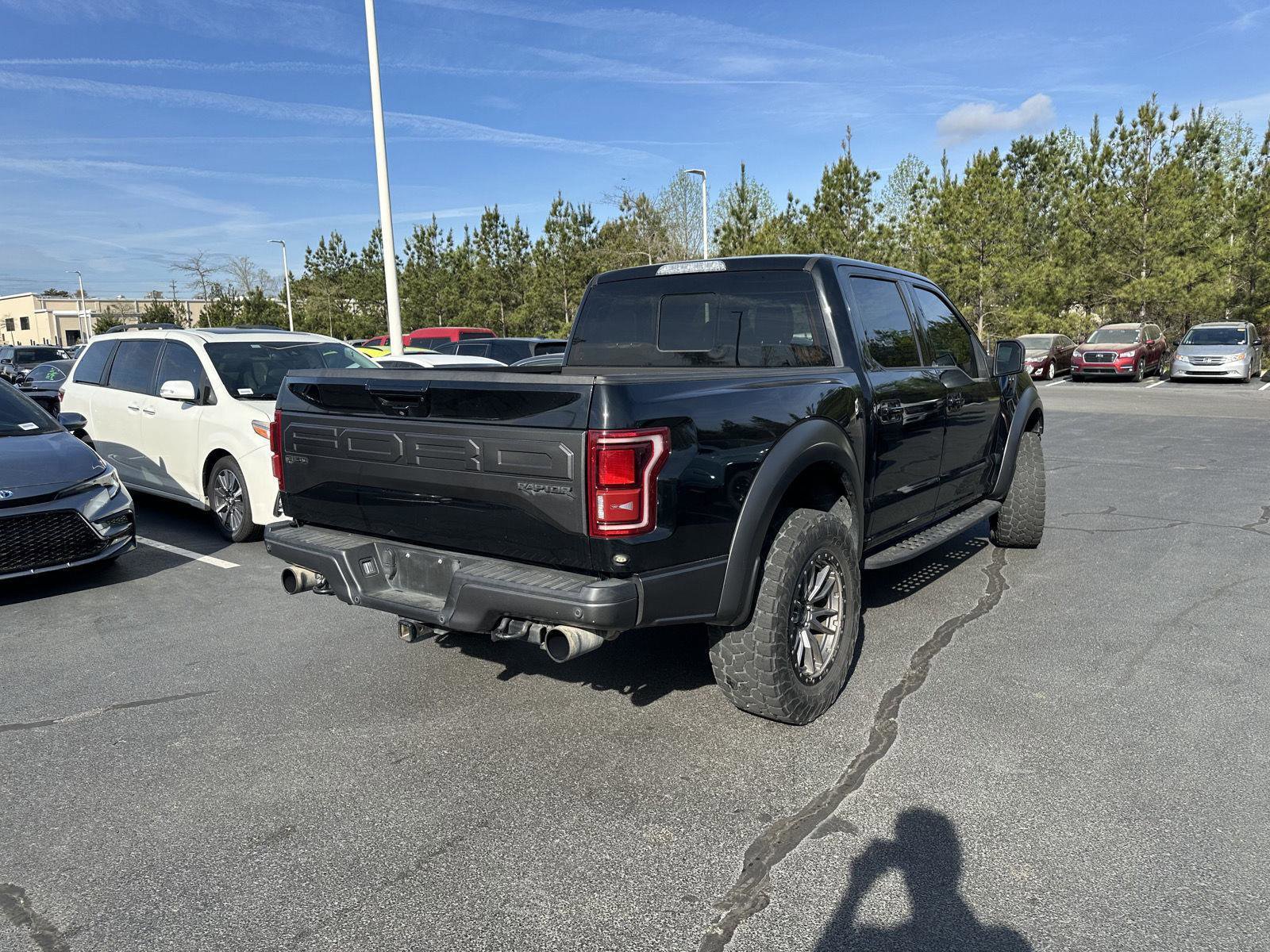 Used 2018 Ford F150 Raptor w/ Equipment Group 802A Luxury image 6